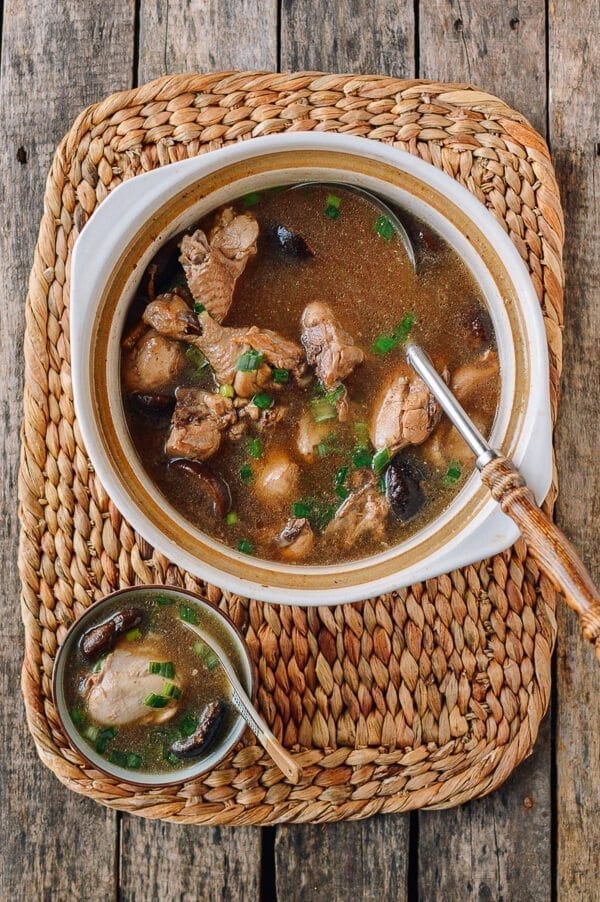 Asian Mushroom Soup: Health Benefits and Recipes