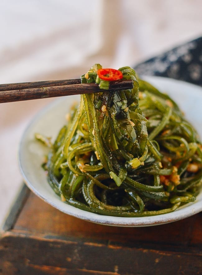 Kombu Seaweed Salad: Discover the Health Benefits and Recipes