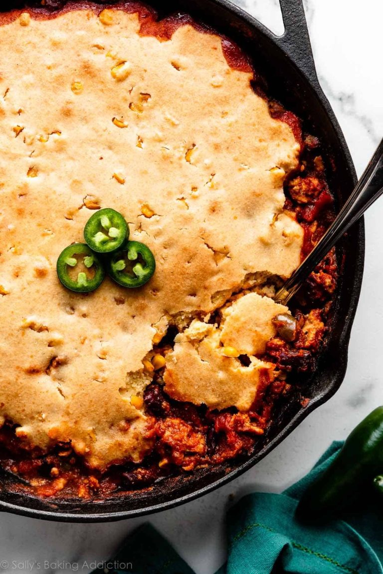 Chili Cornbread Bake: A Delicious One-Pan Meal with Vegan and Gluten-Free Options
