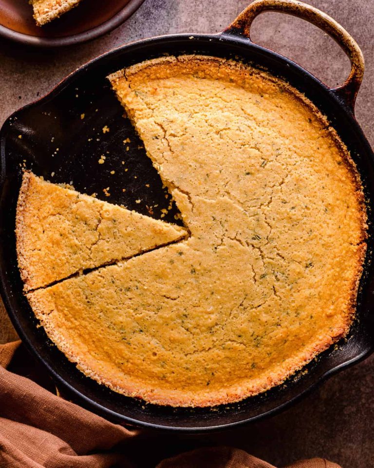 Skillet Corn Bread Recipe: History, Tips, and Delicious Pairing Ideas