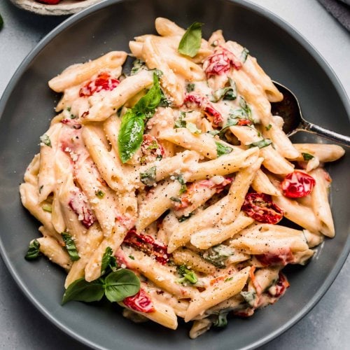 Spinach and Sun-Dried Tomato Pasta Recipe with Perfect Pairing Ideas