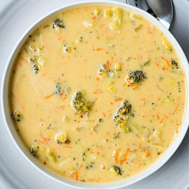 Slow Cooker Cheesy Broccoli Soup Recipe – Easy, Delicious, and Nutritious