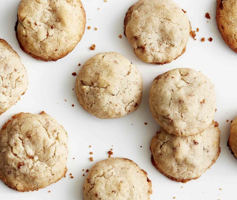 Pecan Sandies: Top Brands, Tasty Recipes, and Where to Buy
