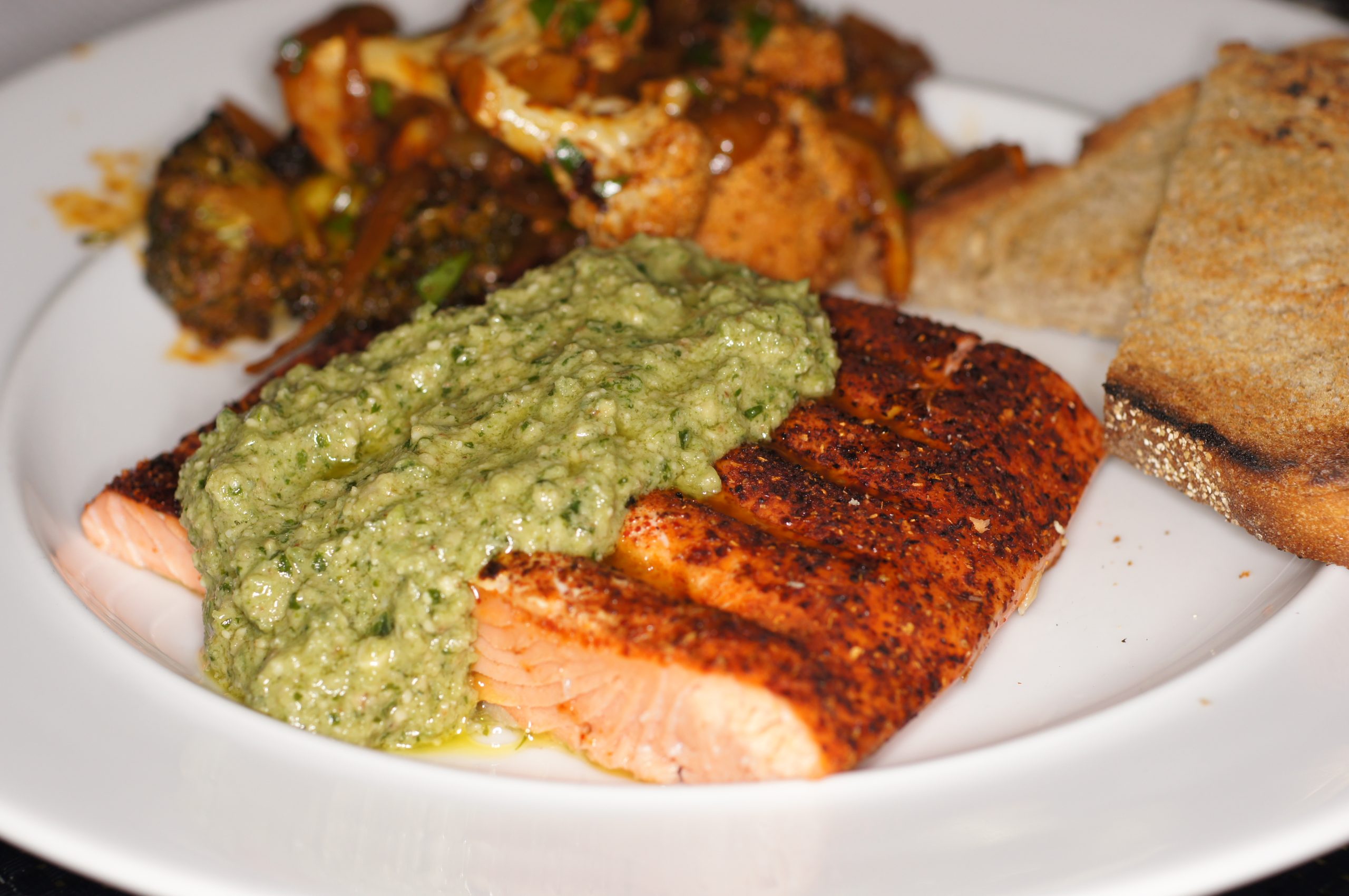 Stephans Broiled Salmon pesto