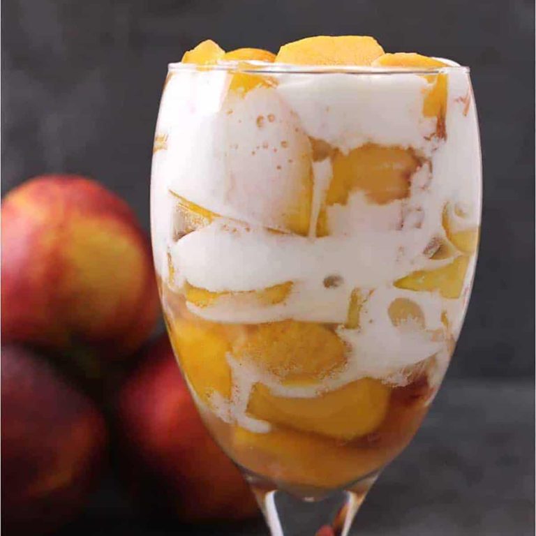 Peaches And Cream : History, Recipes, and Health Benefits of This Classic Combo