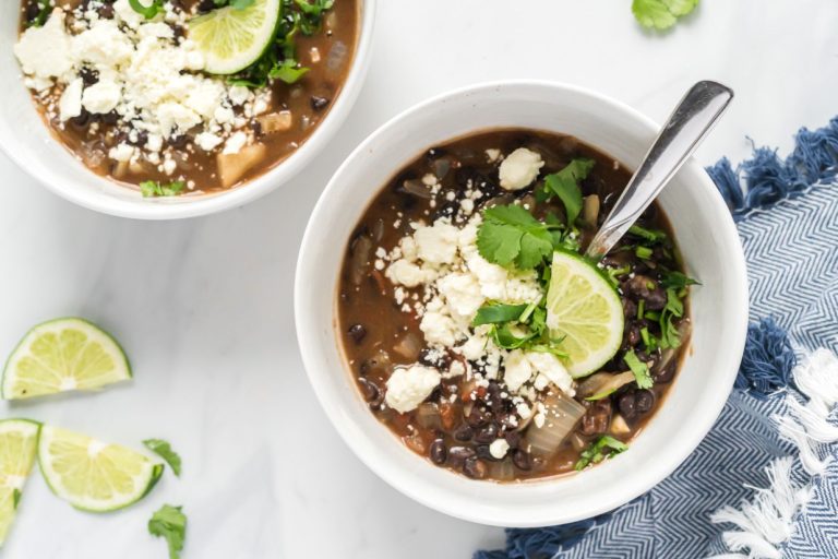 Southwestern Style Fifteen Bean Soup: Origins, Preparation, and Health Benefits