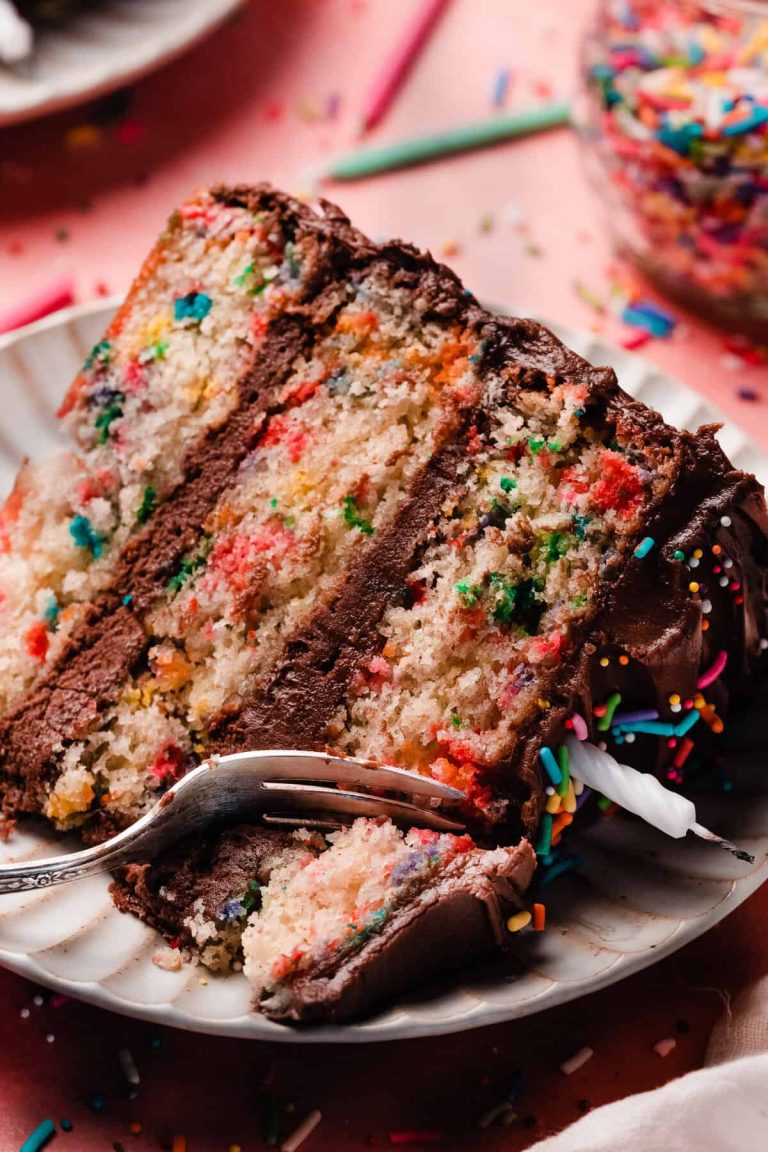 Funfetti Cake: History, Variations, and Creative Frosting Ideas