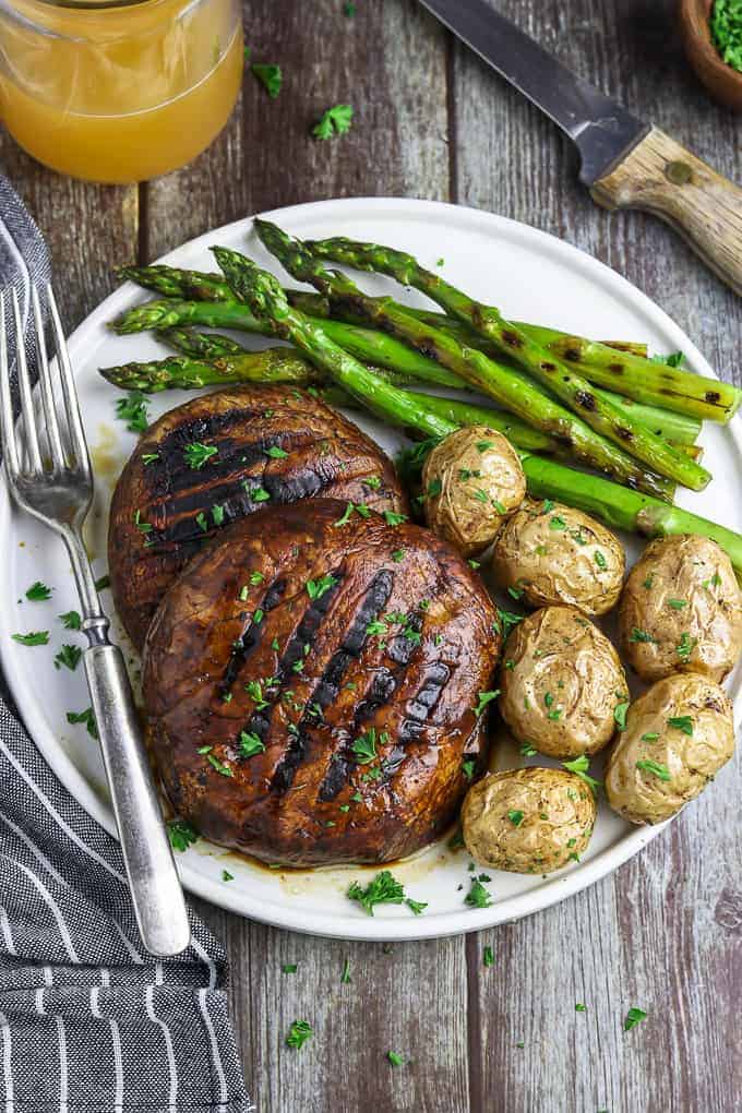 Grilled Portobello Mushrooms: A Delicious and Healthy Meat Alternative