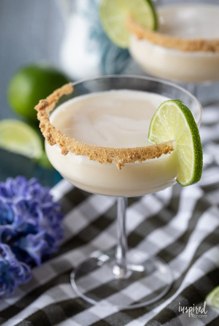 Key Lime Martini: Recipes, Variations, and Serving Tips