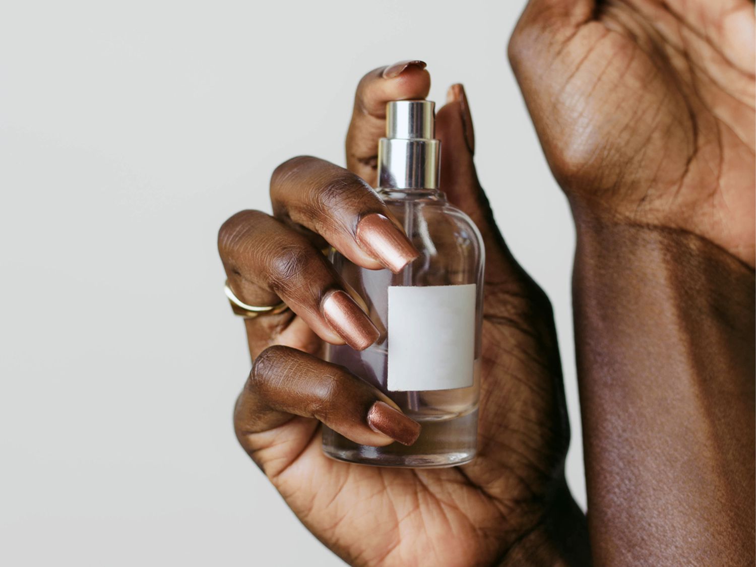 9 Best Perfumes for Women: Discover Your Signature Scent