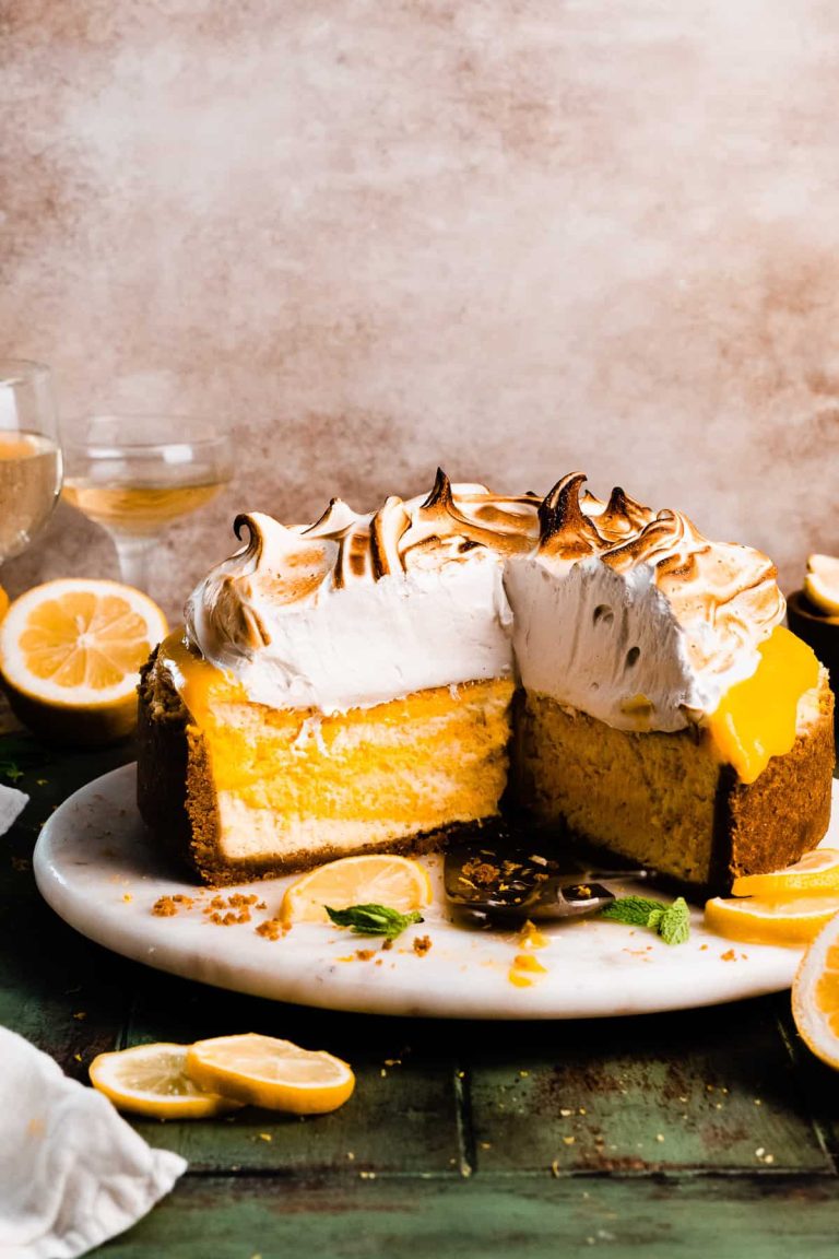 Lemon Meringue Cheesecake: History, Tips, and Pairings
