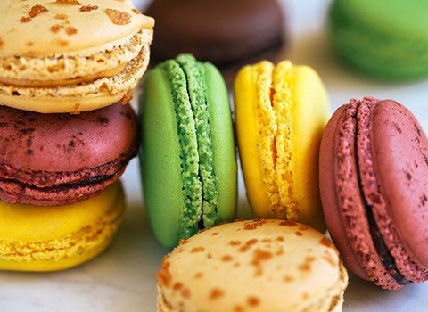 Macarons: History, Making Techniques, and Flavor Variations Explored