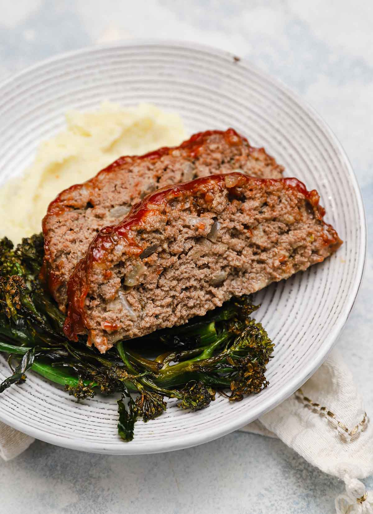 Grandma's Meatloaf With Oats: A Classic Recipe for Perfect Texture and Flavor