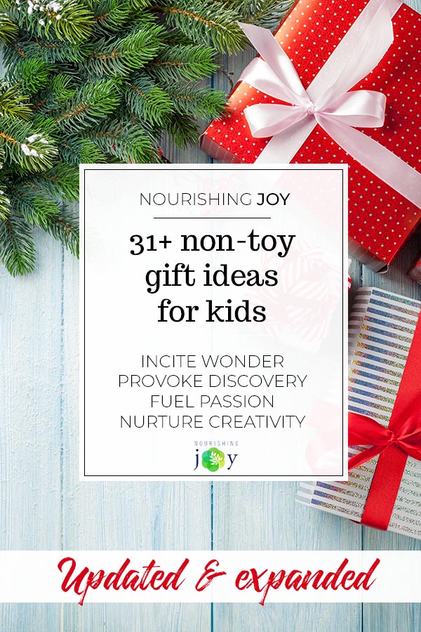 9 Best Christmas Gifts for Parents: Thoughtful & Creative Ideas