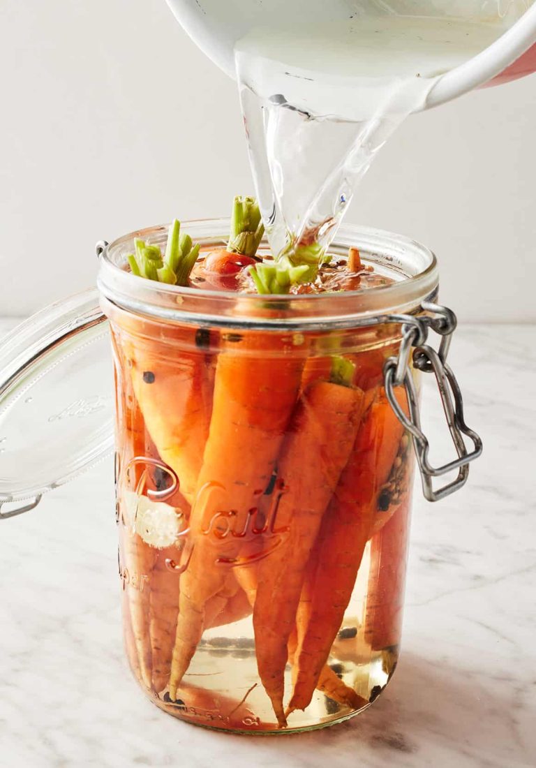 Vinegar Pickled Carrots Recipe: Tangy, Crunchy & Easy to Make