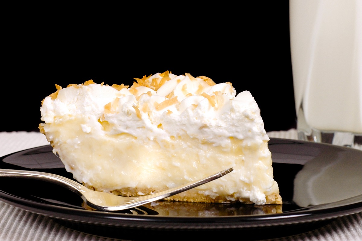Coconut Pie Recipe: Easy, Delicious Dessert with Variations and Tips