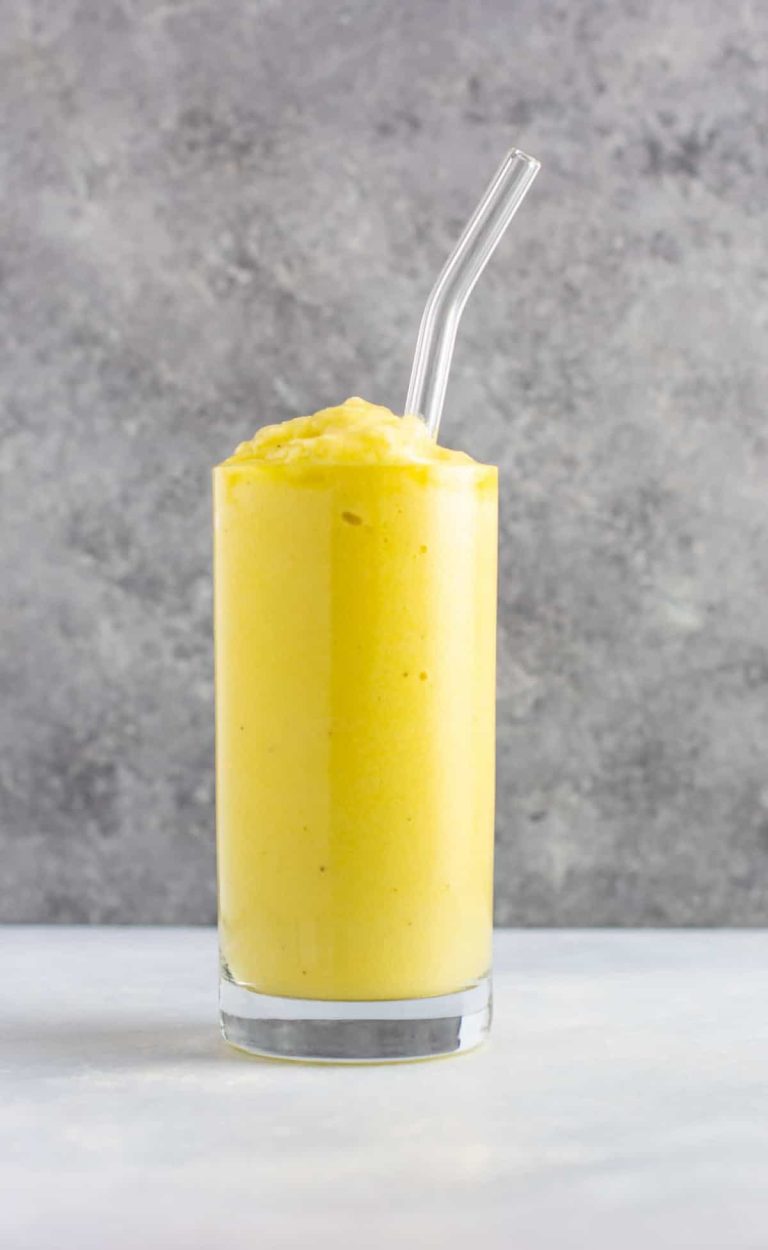 Pineapple Cleanser Smoothie: Detox Recipe for a Healthier You
