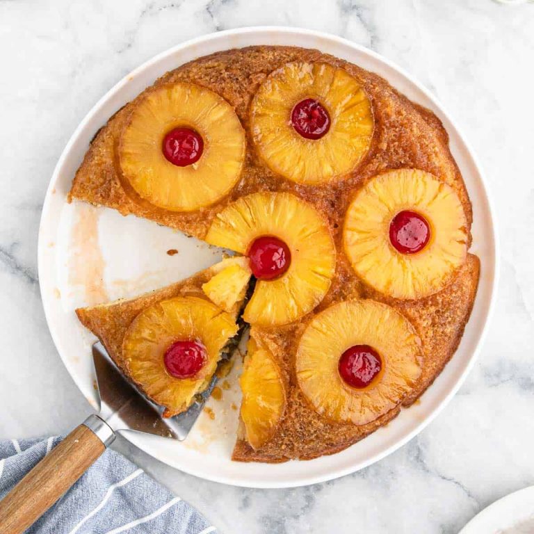 Pineapple Upside Down Cake in a Glass: Easy No-Bake Dessert for Any Occasion