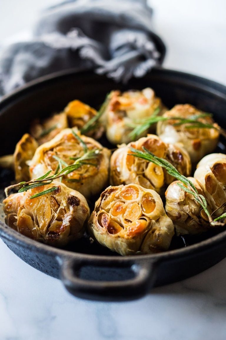 Roast Garlic: Benefits, Culinary Uses, and Storage Tips