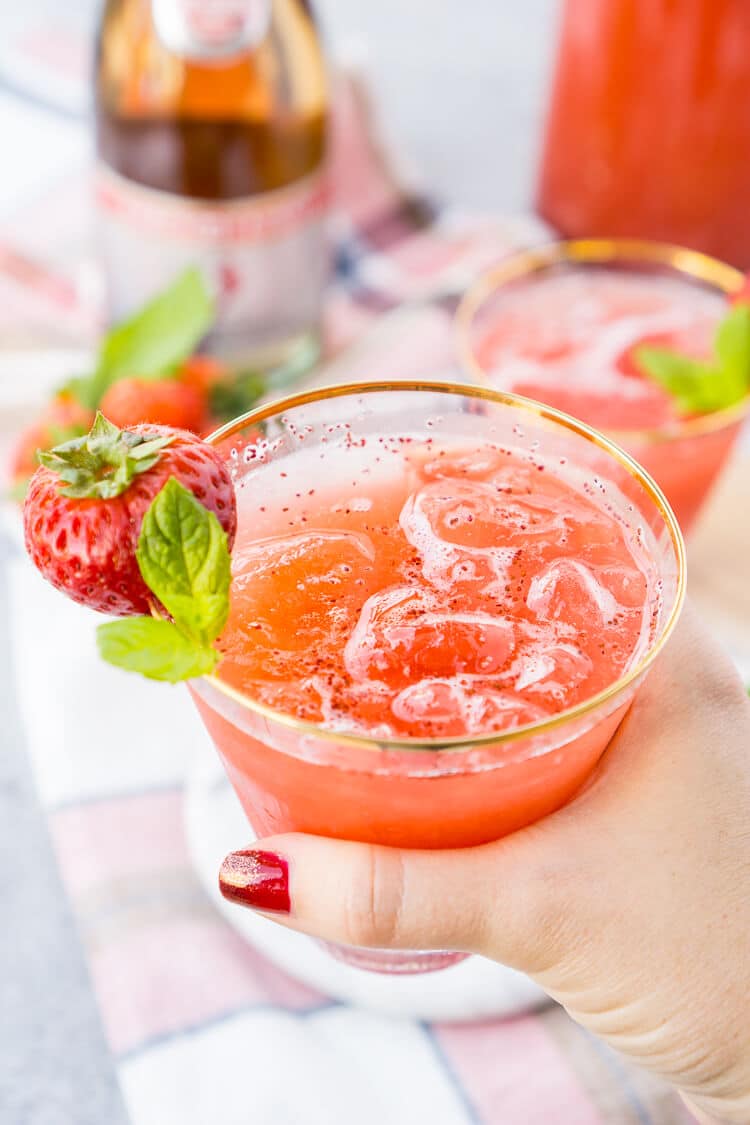 Making the Perfect Strawberry Champagne Punch for Any Occasion