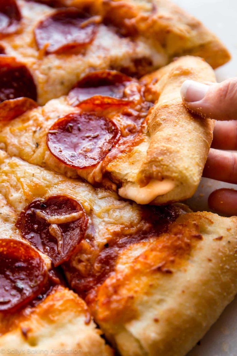 Double Crust Stuffed Pizza: Top Spots and Tips for Perfection