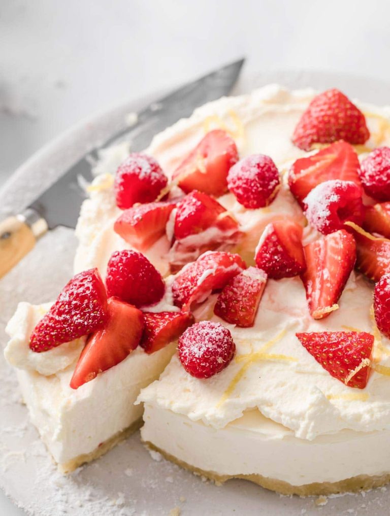 No Bake Sugar Free Strawberry Cheesecake Recipe – Low Carb & Healthy Dessert